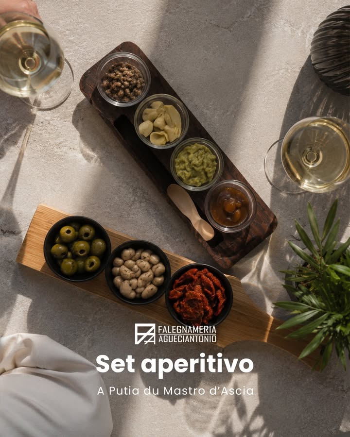 Perché servire un aperitivo... quando puoi presentarlo con stile? ✨
Legno,
